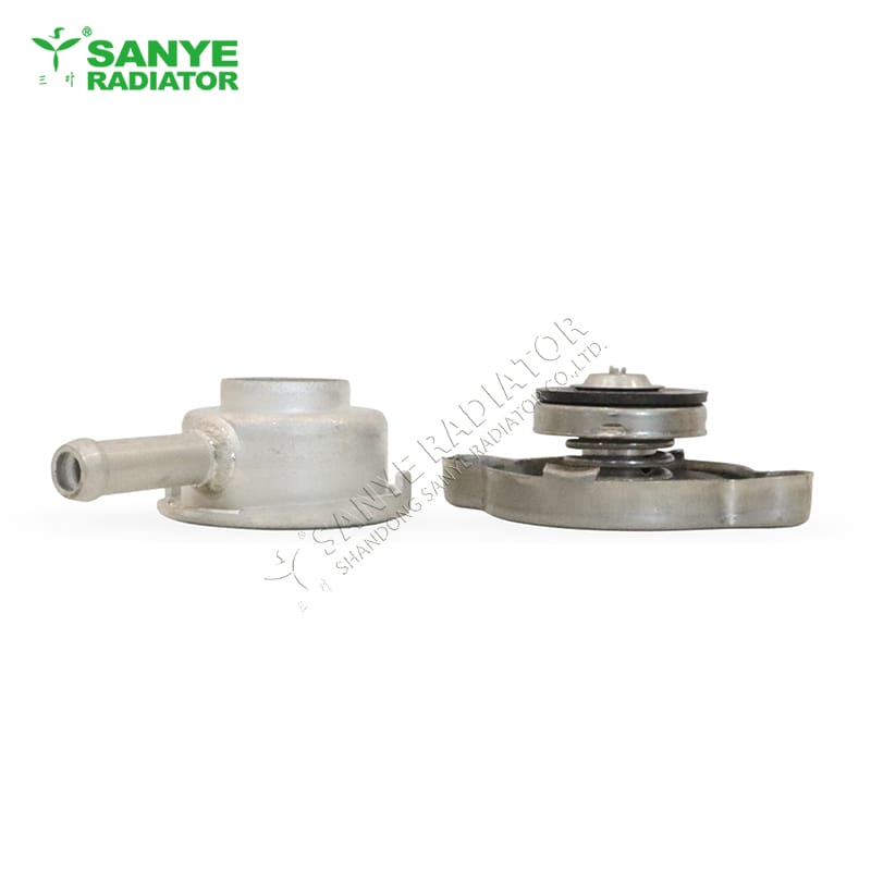 散热器盖6.5x4.5x2.5 (cm) 带出水口铝质铁质镀锌